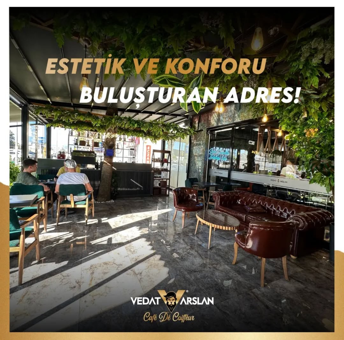 Man cycling cafedecoiffeur